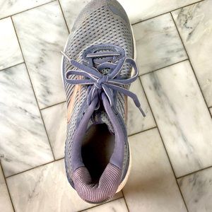 Barely worn. Great for running!! Amazingly comfortable. True to size.